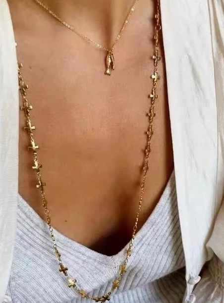 ゴールド十字架チェーンネックレス