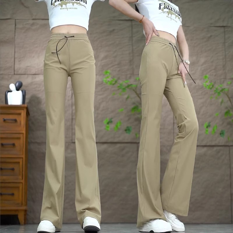 30代ファッション 美脚ストレッチフレアパンツ