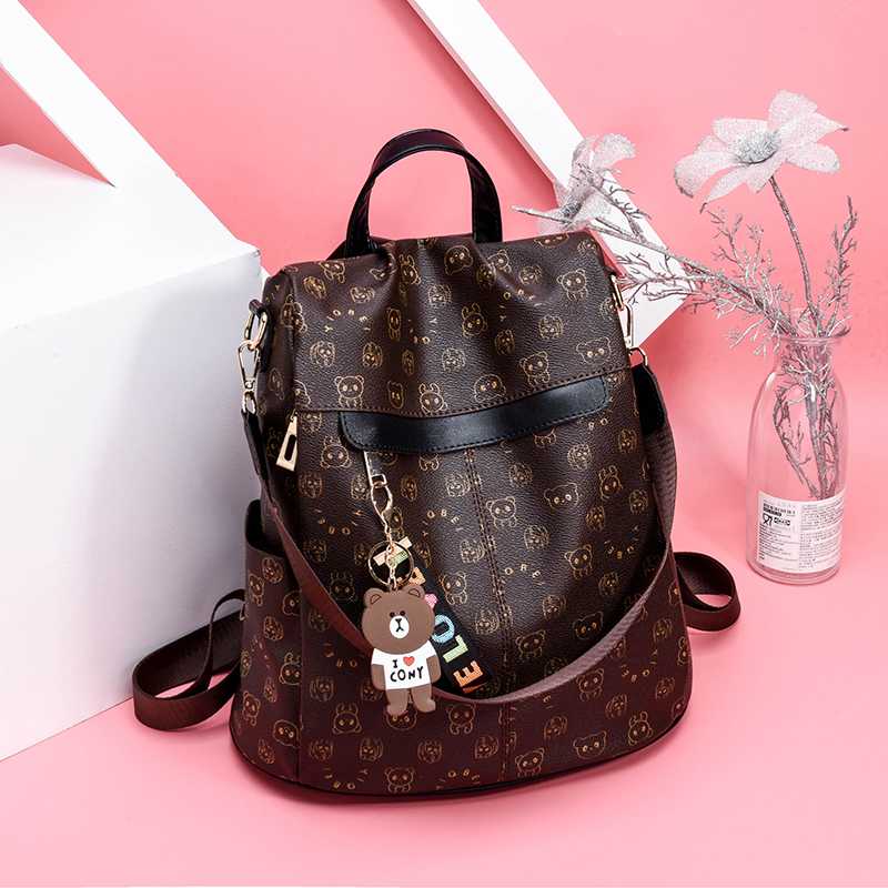 30代に似合うリュックコーデで日常がもっと楽しくなる5選