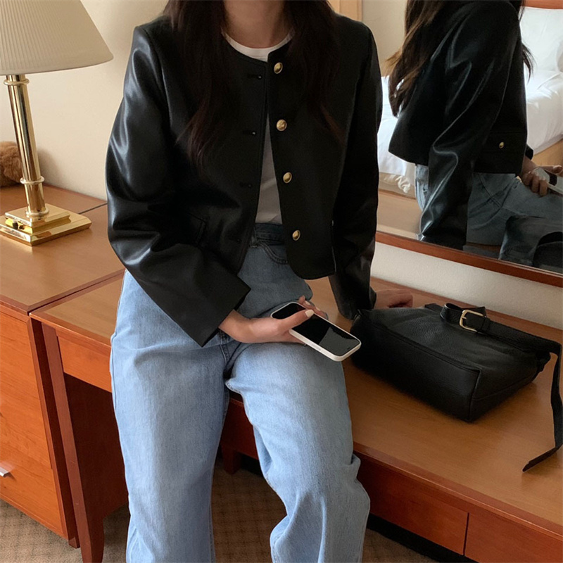 30代ファッション 秋冬新作 合成皮革ショート丈ジャケット 長袖アウター