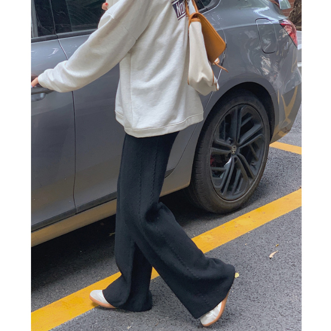 30代ファッション 秋冬新作 ニット素材ワイドパンツ サイド編み模様で美脚効果