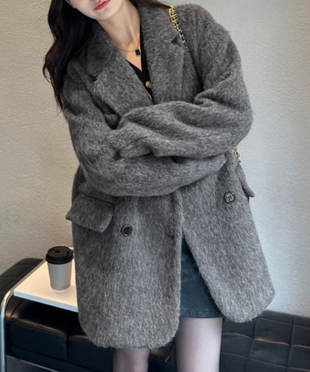 30代ファッション 上品シャギー素材ミドル丈コート