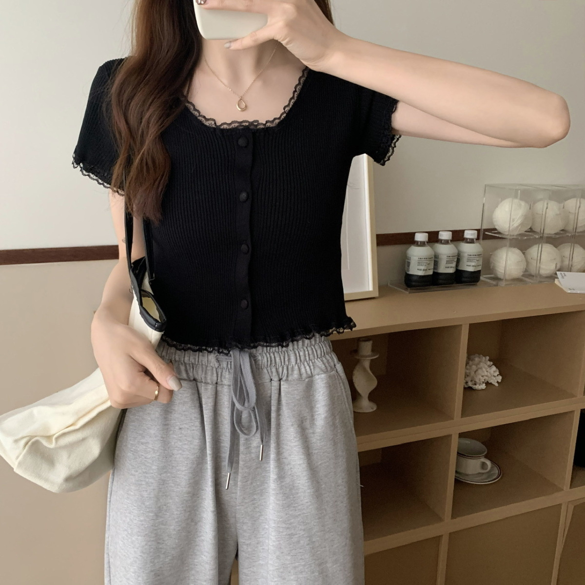 https://fulmo-img-server.com/misogy/5c15463b-9f62-430c-a0ab-d3f6278a579c.jpg