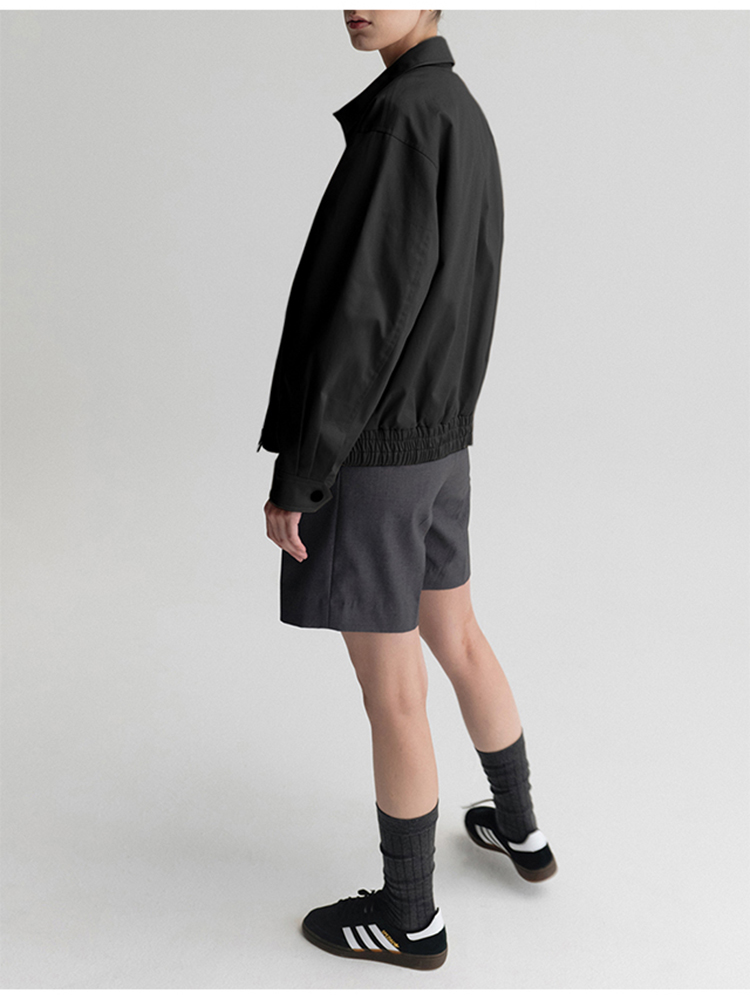 30代ファッション 洗練ベーシックシャツ