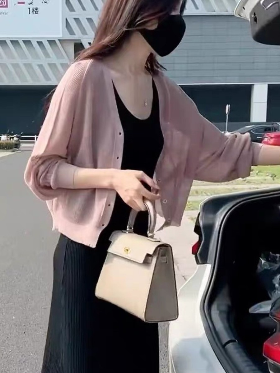 30代ファッション 軽やか羽織りボレロカーディガン