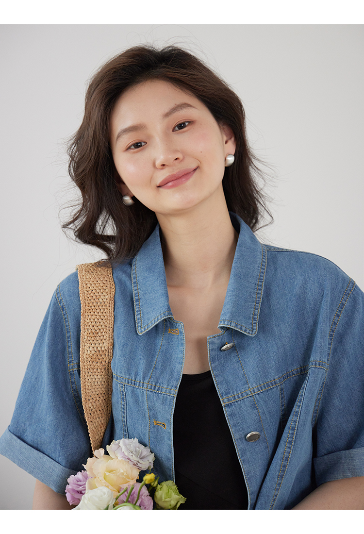 30代ファッション デニム風ゆったりカーディガン
