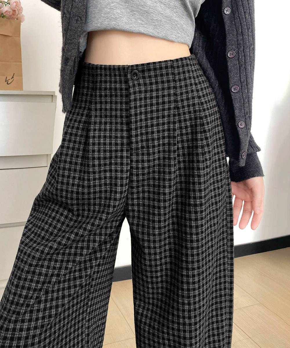 30代ファッション チェック柄ハイウエストワイドパンツ秋冬