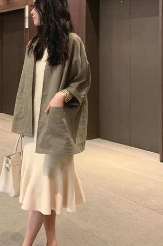 30代ファッション 春夏無地ジャケット体型カバー紫外線対策