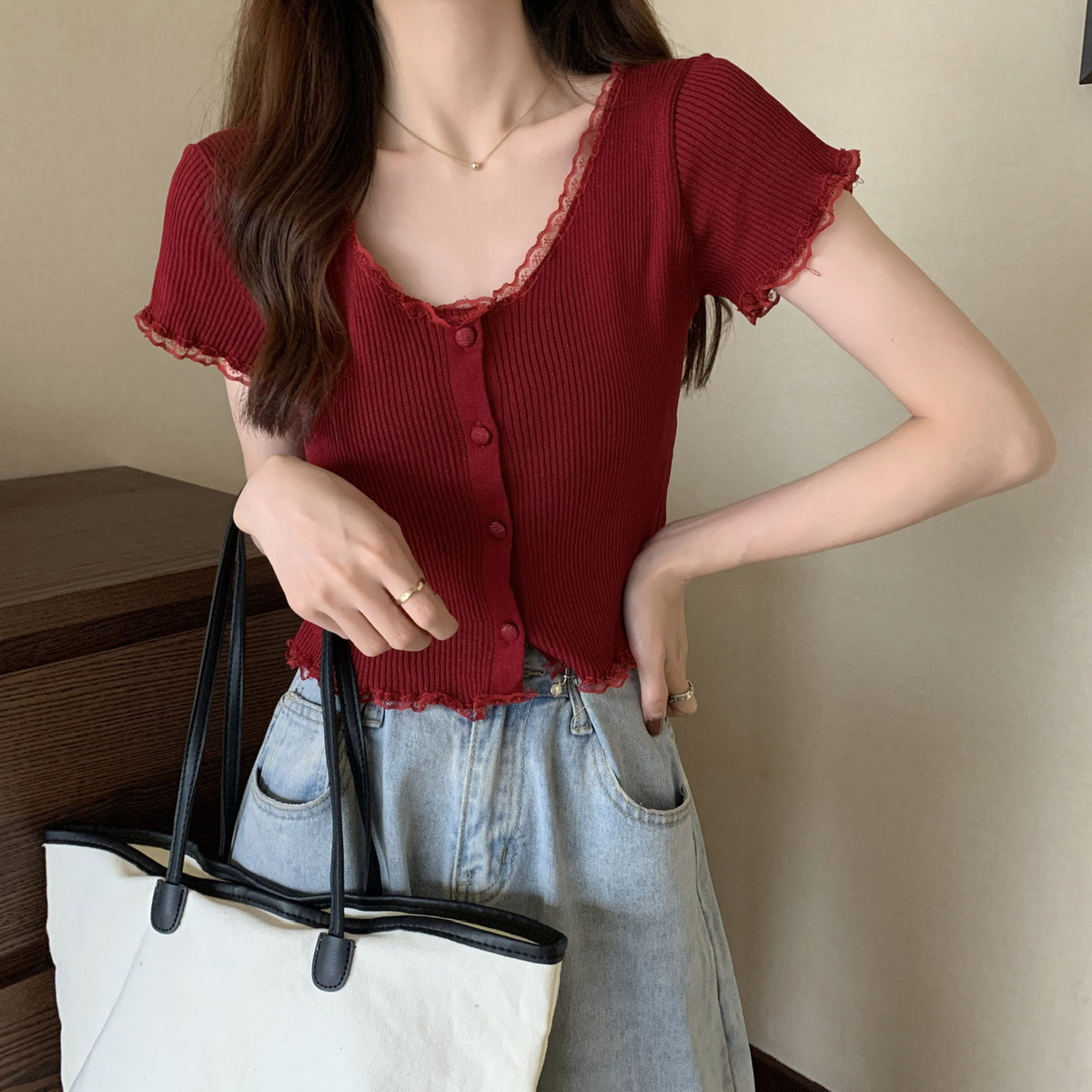 https://fulmo-img-server.com/misogy/f62914a6-db77-4b46-b1f7-093bb2c3f435.jpg
