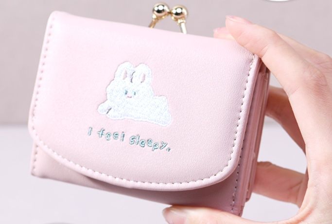 三つ折り 財布 がま口 愛らしい動物刺繍 三つ折りがま口財布