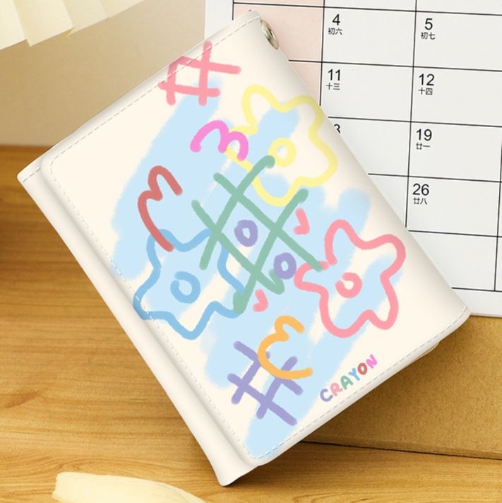 三つ折り財布 コンパクト 遊び心溢れる落書き風