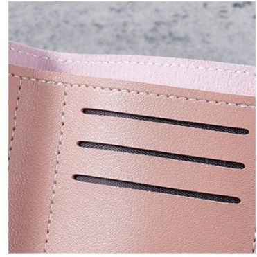 上質本革仕様多機能三つ折り短財布