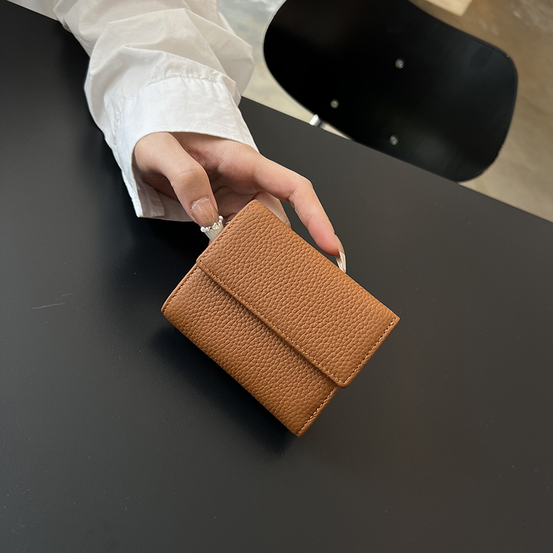 三つ折り 財布 型押し牛革 三つ折りがま口財布
