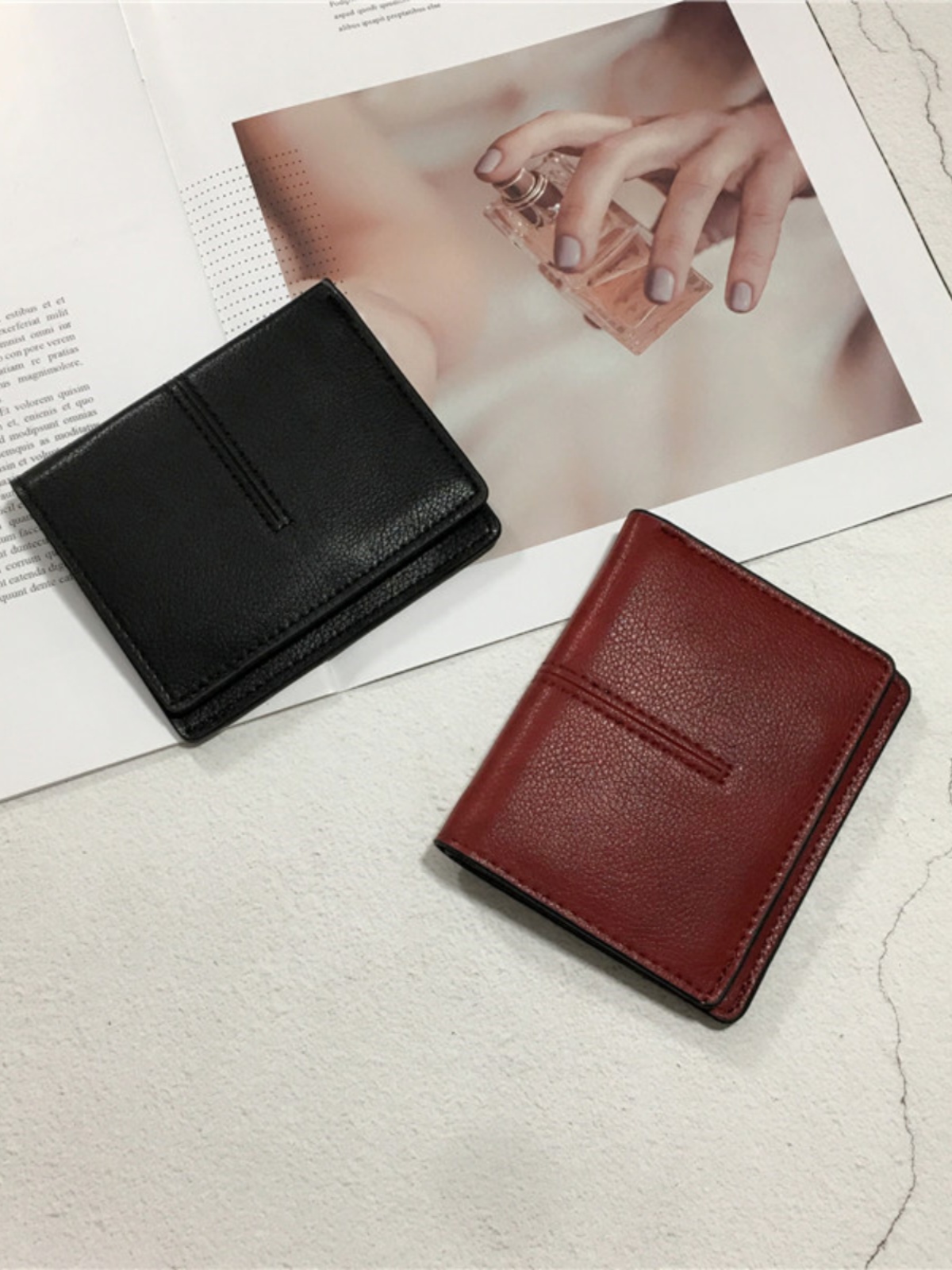 三つ折り財布 コンパクト 上質なめらか
