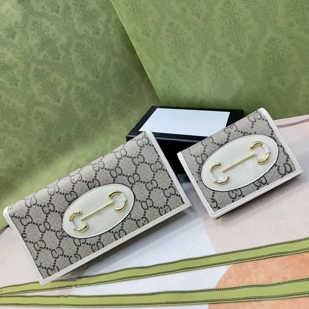 三つ折り 財布 優雅な飾り金具付き三つ折り長財布
