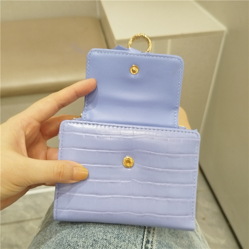 三つ折り財布 コンパクト リングチャーム付き
