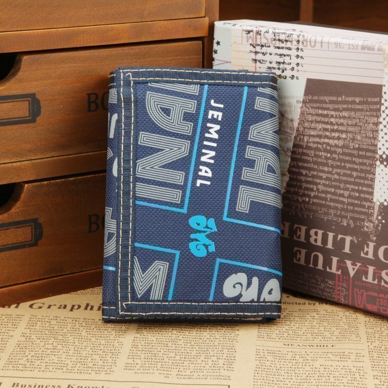 三つ折り 財布 デニム風プリント柄コンパクト三つ折り財布