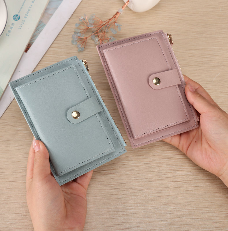  コンパクト上質合成皮革使用スナップボタン付き三つ折り財布