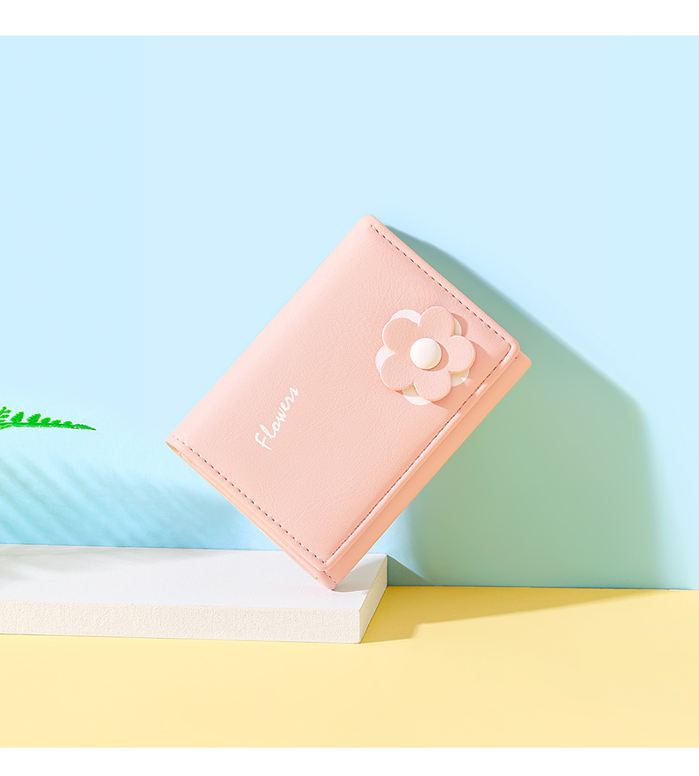 三つ折り 財布 花モチーフ付き可愛らしい三つ折りコンパクト財布