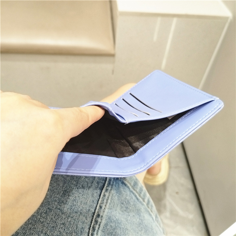 三つ折り財布 コンパクト リングチャーム付き