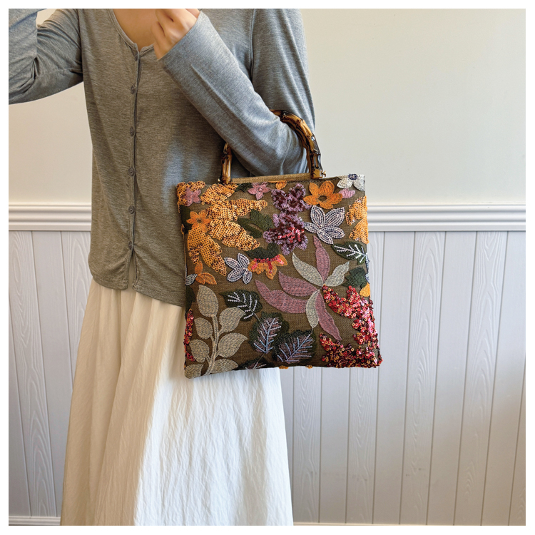モード系 【モード×ヴィンテージ】バンブーハンドル×刺繍フラワーのクラシカルバッグ