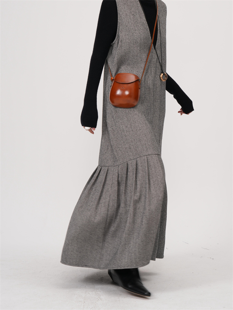 モード系 【S〜XL】深V×起毛ツイード見え フィッシュテールワンピース