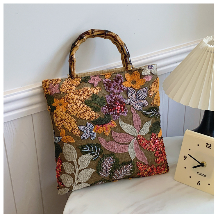 モード系 【モード×ヴィンテージ】バンブーハンドル×刺繍フラワーのクラシカルバッグ