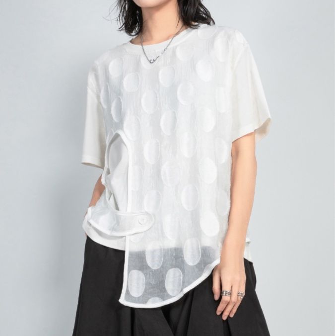モード系 モード感際立つレイヤード風トップス｜個性派カット×ドット柄シアーで夏も差がつく一枚