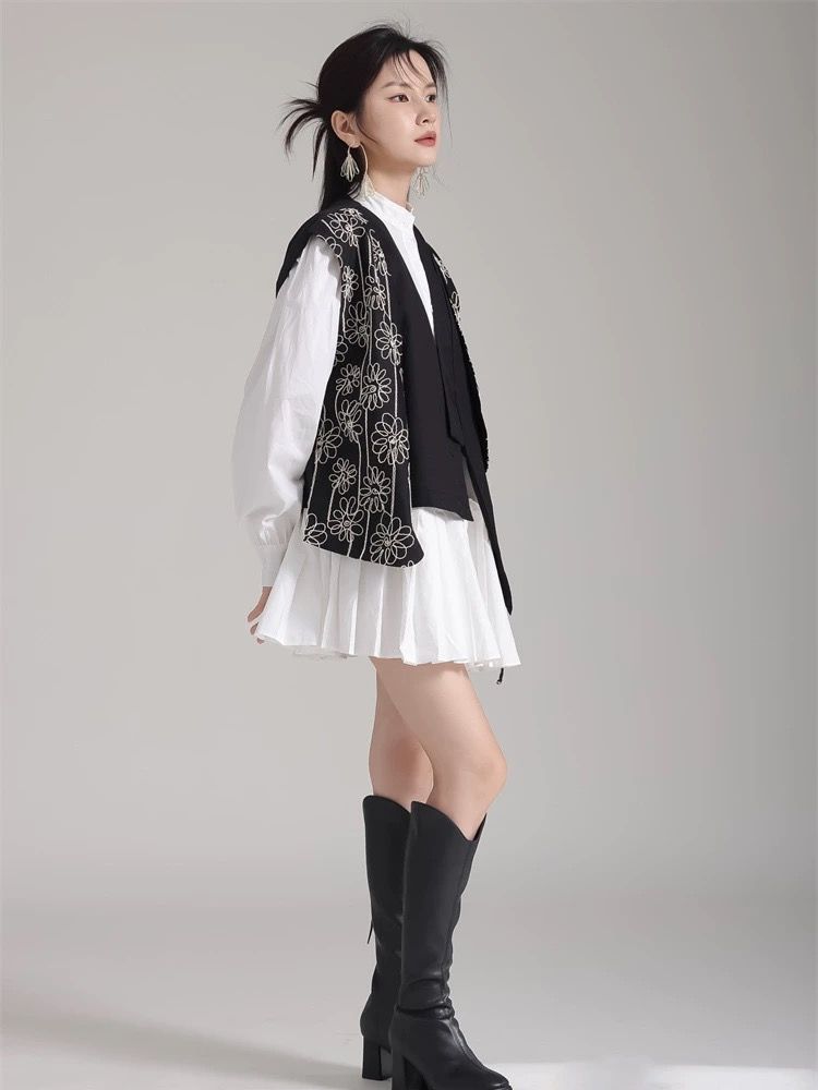 モード系ファッション 【フラワー刺繍モードベスト】立体シルエットで魅せる主役級レイヤードアイテム