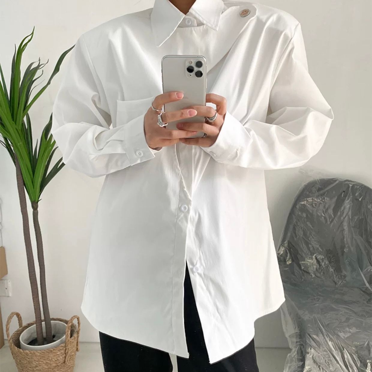 https://fulmo-img-server.com/modely/1758282263637_usdtxahj_tjnjkbf8.jpeg