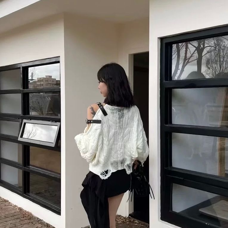 https://fulmo-img-server.com/modely/1758613680837_0smixyqa_hzgd65n2.jpeg