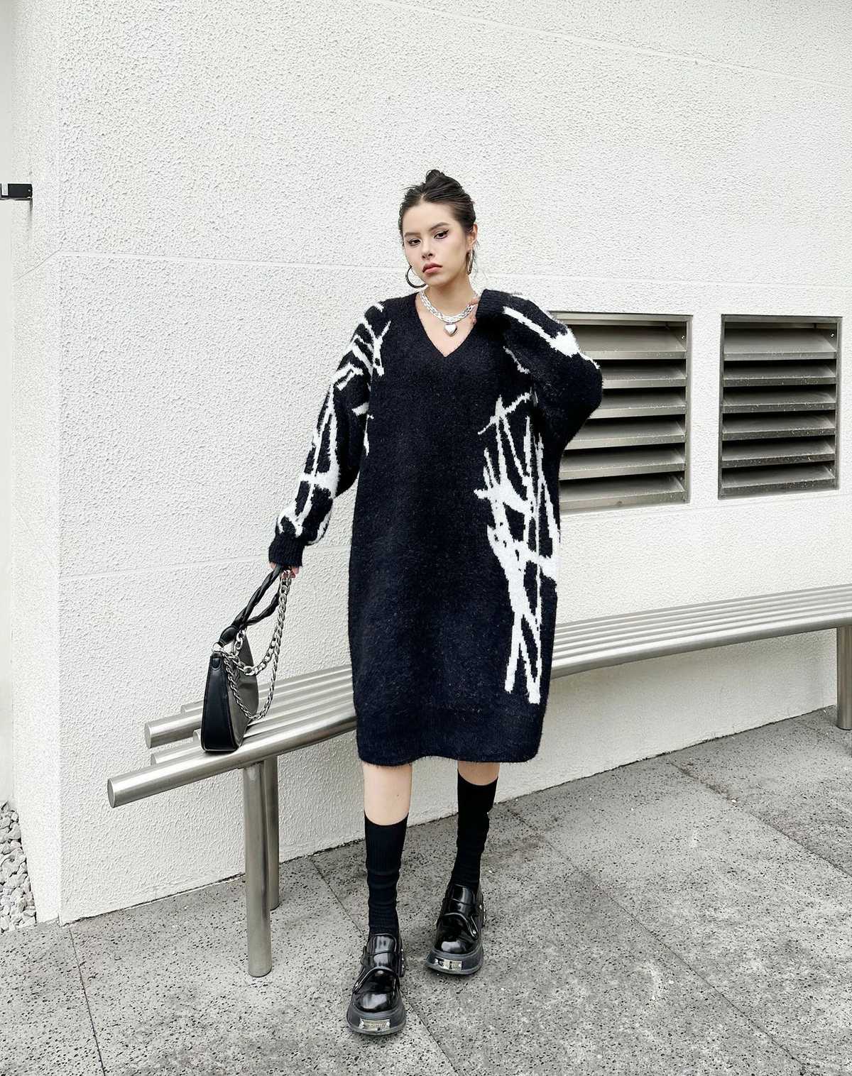 黒ワンピースで叶えるモードな洗練スタイル！20～40代女性におすすめの5選