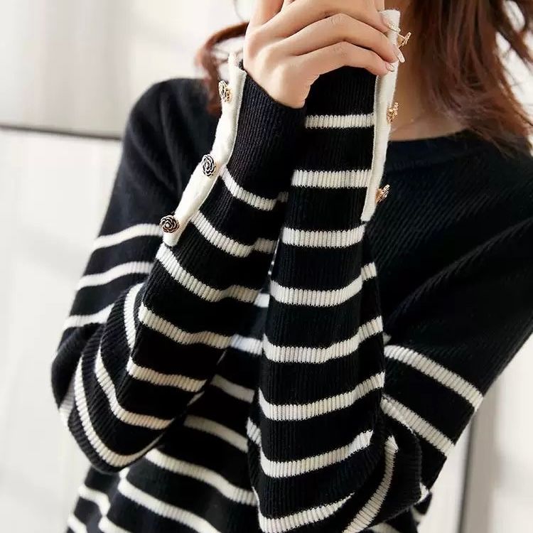 https://fulmo-img-server.com/modely/1759371684366_s1yo4lgz_myspkebs.jpeg