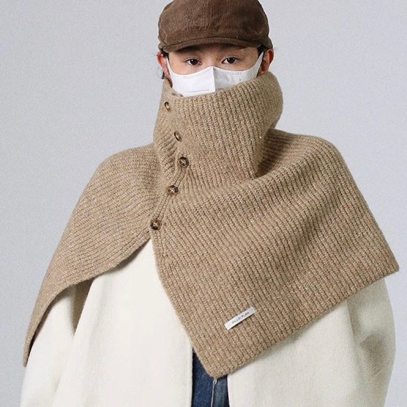 モード系ファッション【ユニセックス対応】ハイネック×ショルダーデザイン ニットケープ｜上質感をまとう多機能ショルダーウォーマー