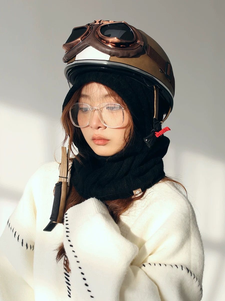 モード系ファッション【ユニセックス対応】ウール混ニットバラクラバフード｜顔まわりを包むミニマルデザインフードマフラー