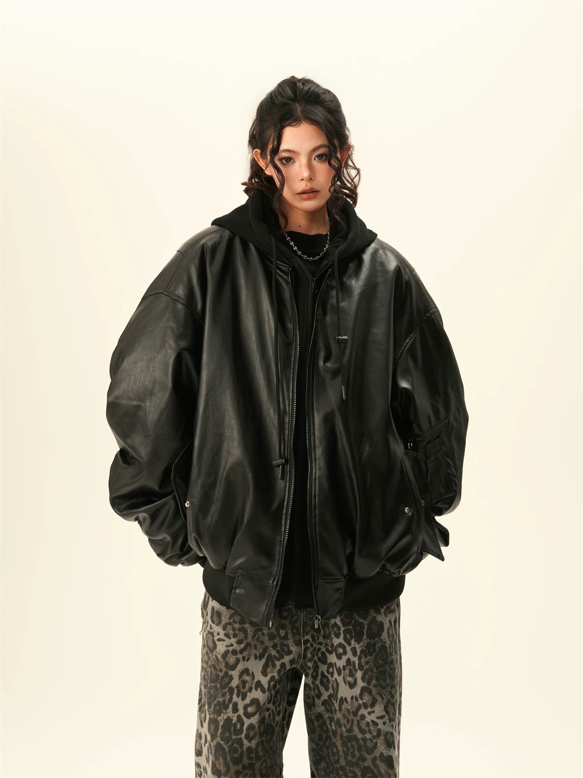 モード系ファッション【ユニセックス対応】キルティングPUレザーオーバーブルゾン