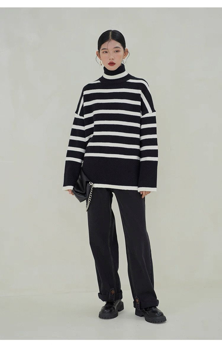 モード系ファッション【ハイネック×ワイドシルエット】モード配色ボーダーニットトップス（M）