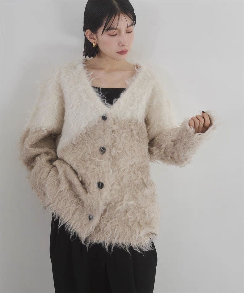 モード系ファッション【極上の存在感】Vネック シャギーヤーン ニットカーディガン（ゆったりサイズ）