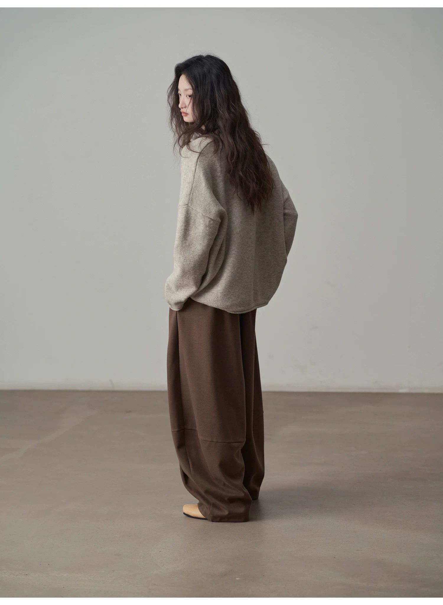 モード系ファッション【フリーサイズ】ふんわり丸みシルエットワイドパンツ／カフェブラウン