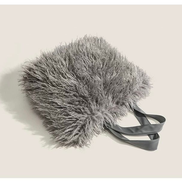 モード系ファッション【大容量×ふわモード】フェイクファーショルダーバッグ（グレー）