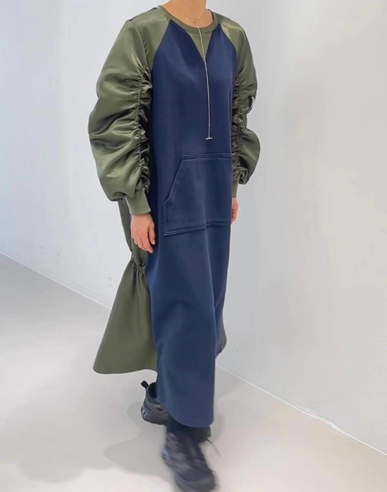 【韓国デザイン】異素材配色スリーブ切替ロングワンピース