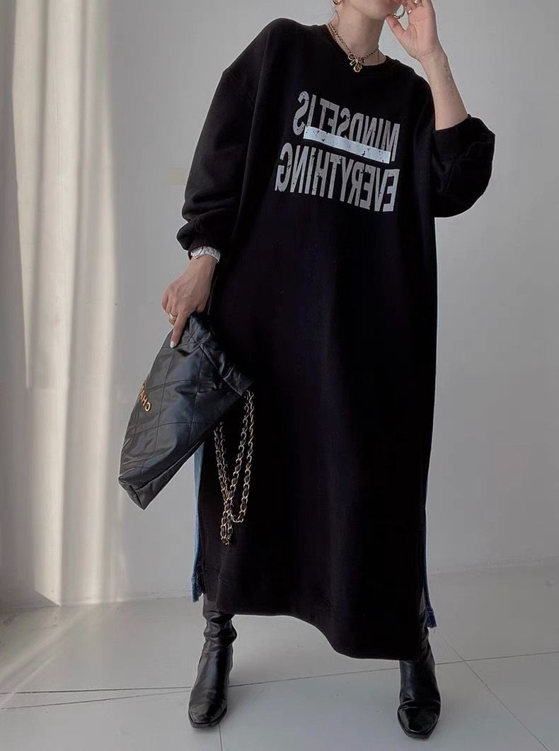 【ゆったりワンサイズ】デニム切替ロングスウェットワンピース