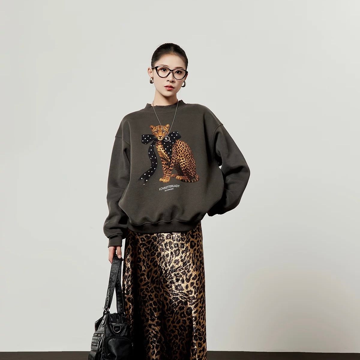 モード系 【レディース オーバーサイズ スウェット】レオパードプリント裏毛トップス 秋冬ゆったりモード