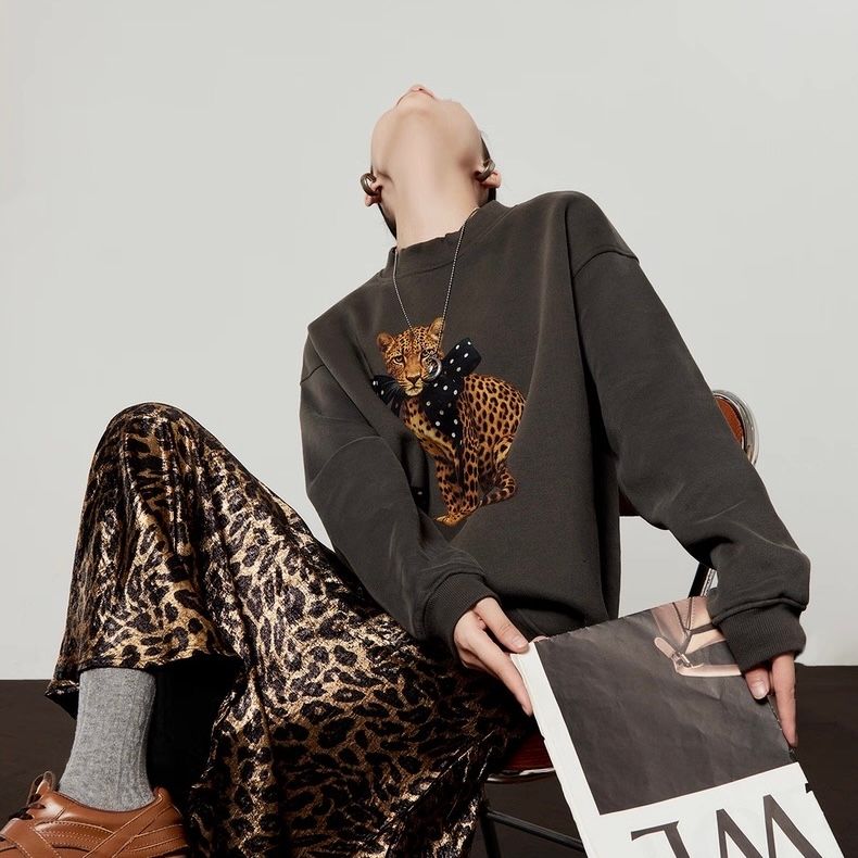 モード系 【レディース オーバーサイズ スウェット】レオパードプリント裏毛トップス 秋冬ゆったりモード