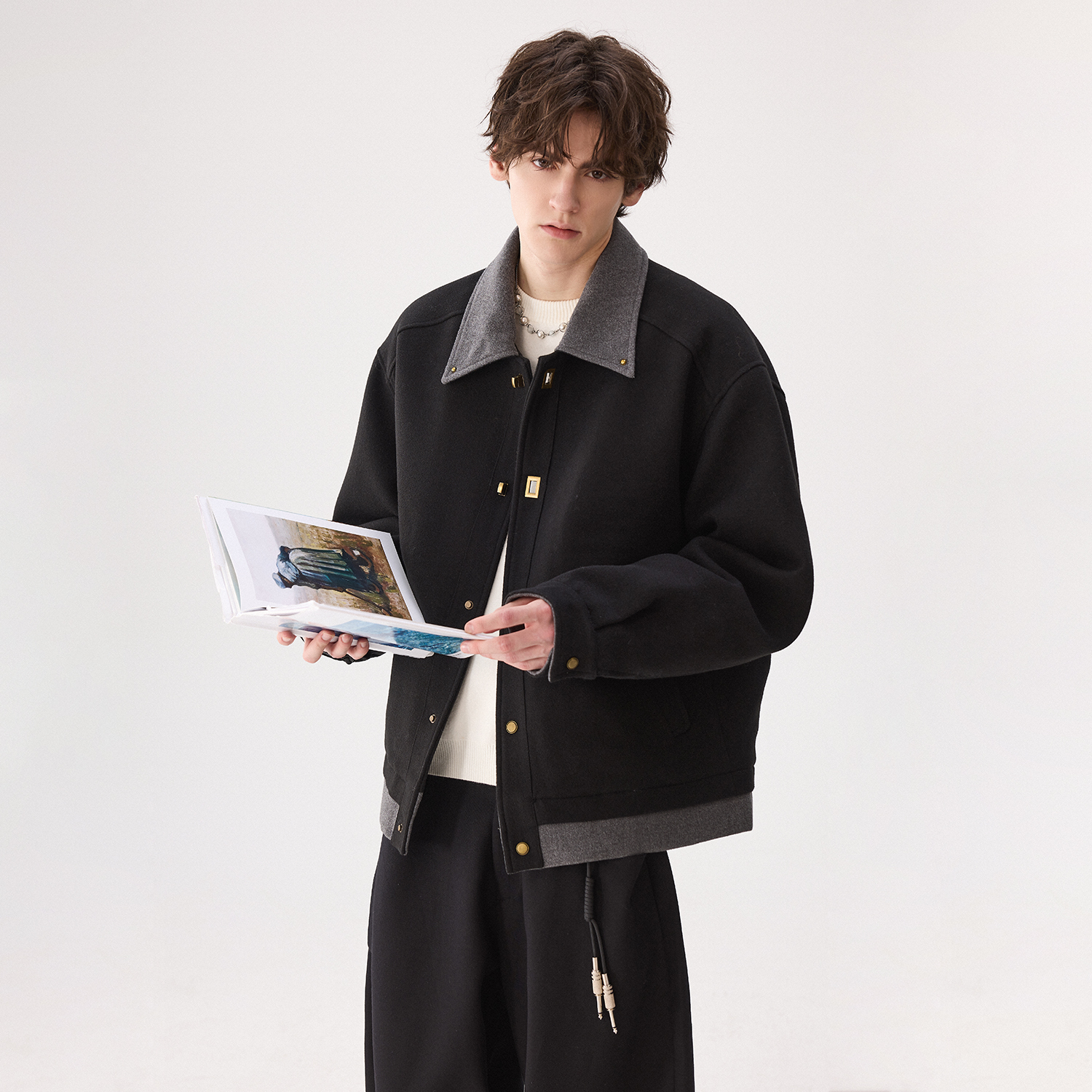 モード系 【ウール混×金具ボタン】上品さが際立つショート丈モードジャケット（ブラック／ブラウン）