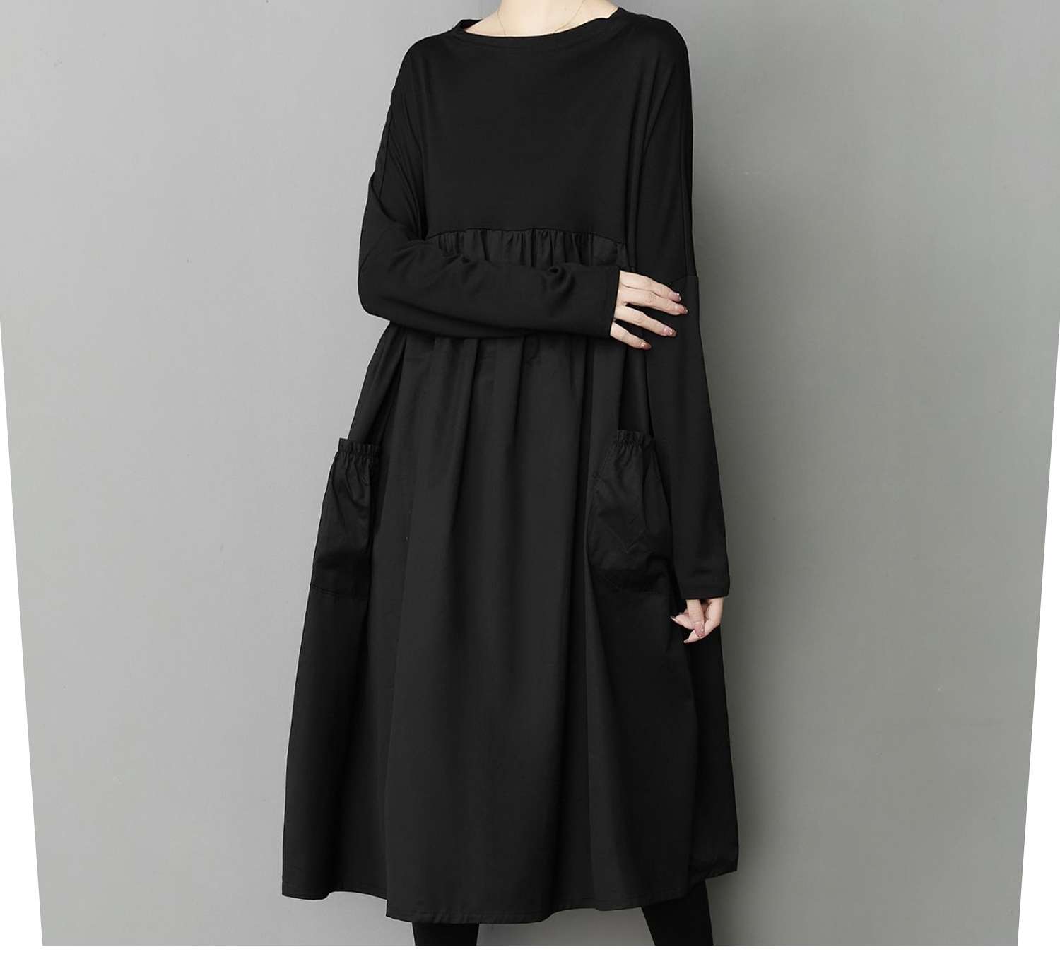 モード系ファッション ゆったりシルエットのティアードワンピース