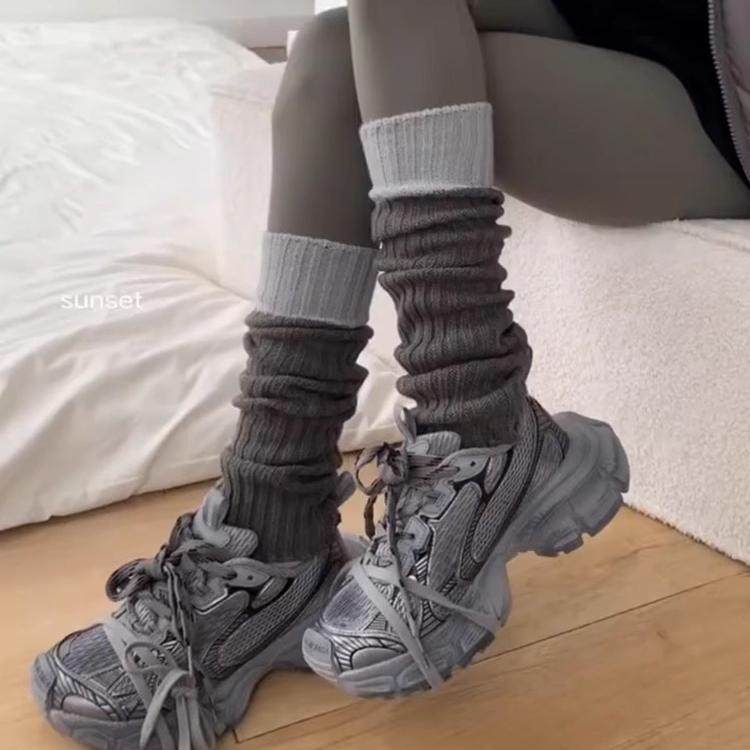 モード系 厚底ボリュームソール運動靴