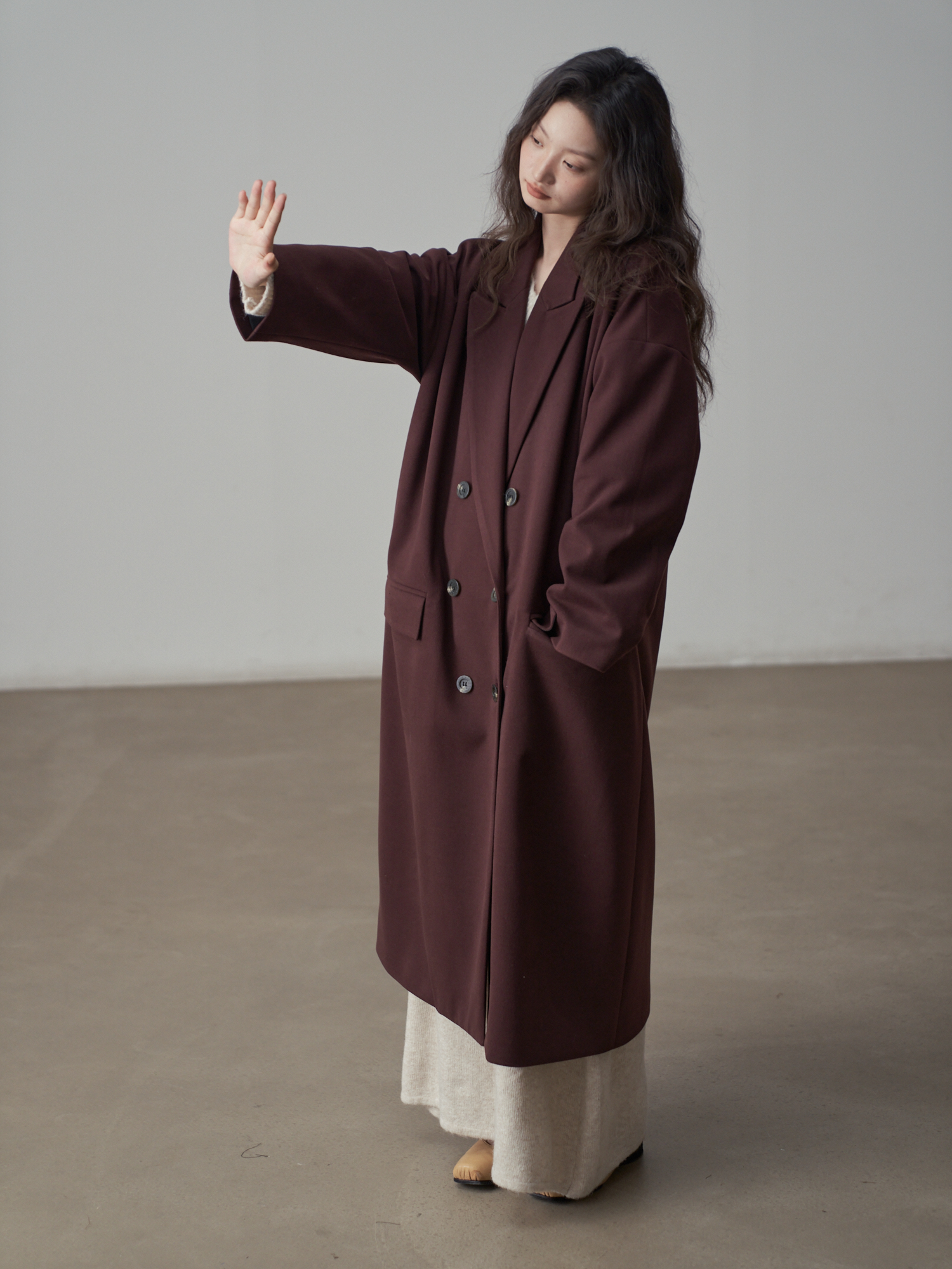 モード系 ゆったりオーバーサイズダブルブレストロングコート