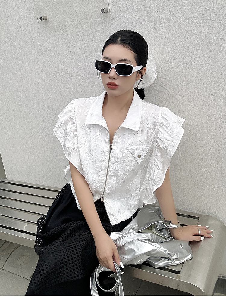 https://fulmo-img-server.com/modely/64ab42e9-41f8-4859-b4cb-94160e69b8e0.jpg