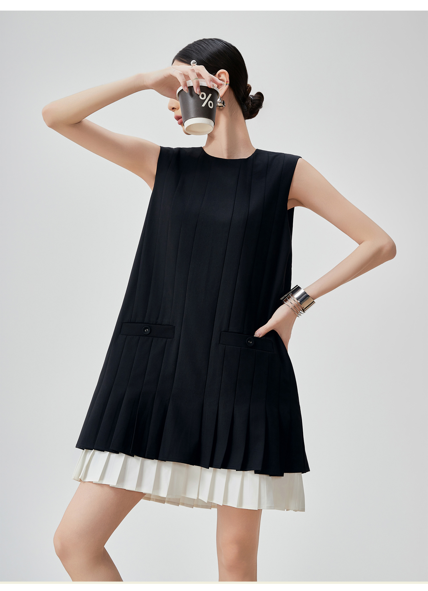 モード系 【S〜L】ノースリーブ袖プリーツ×レイヤード風ワンピース